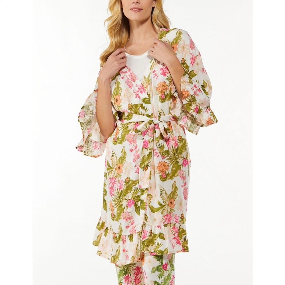 Tropical Sleep Robe - Picture 7 of 7
